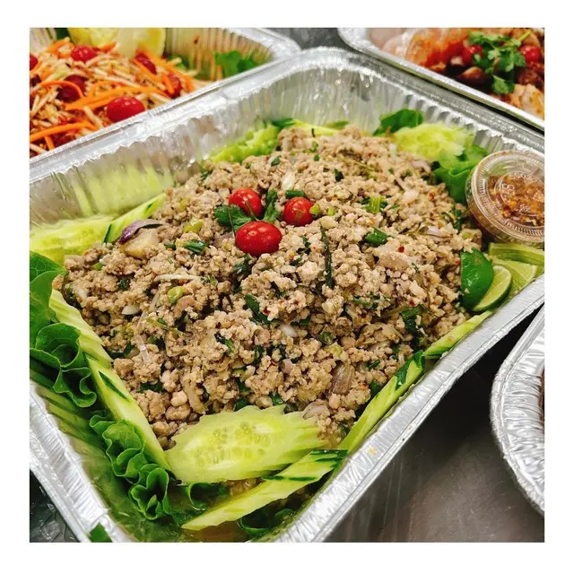 豬肉碎生菜包配生菜