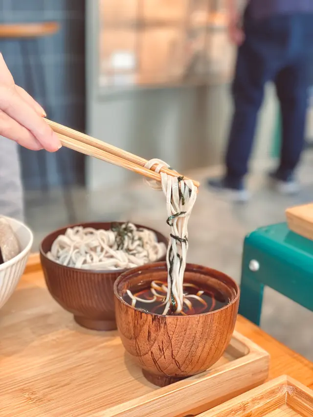 鹽燒鯖魚蕎麥面