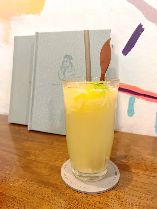 柚肉檸檬蜜梳打