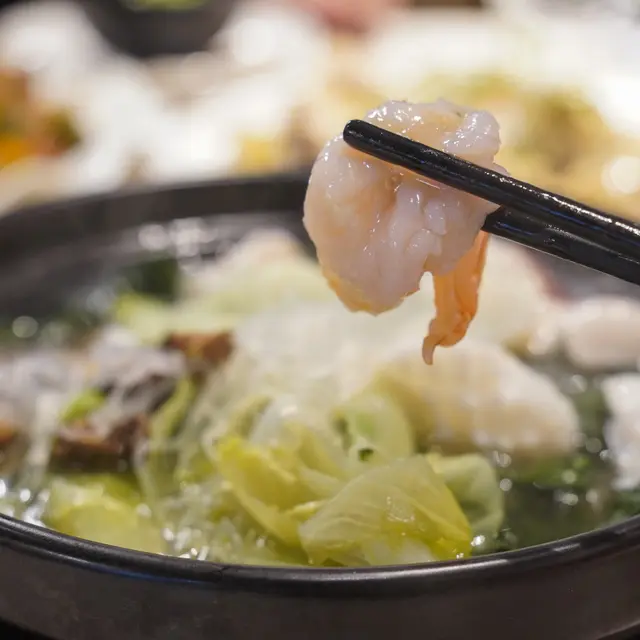 海皇粉絲雜菜煲