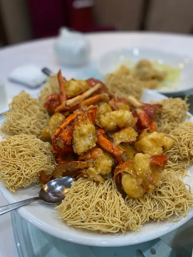 上湯焗龍蝦脆麵底