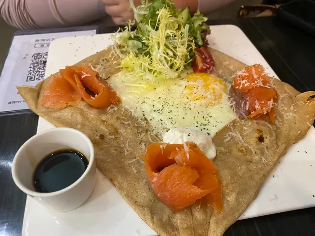 煙三文魚酸忌廉可麗餅68