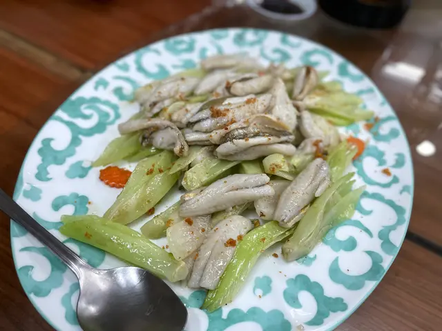 獅頭魚炒生菜芯