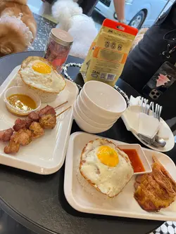 豬頸肉比較靭，可能凍咗，所以無咁嫩口，所以建議上枱就好食