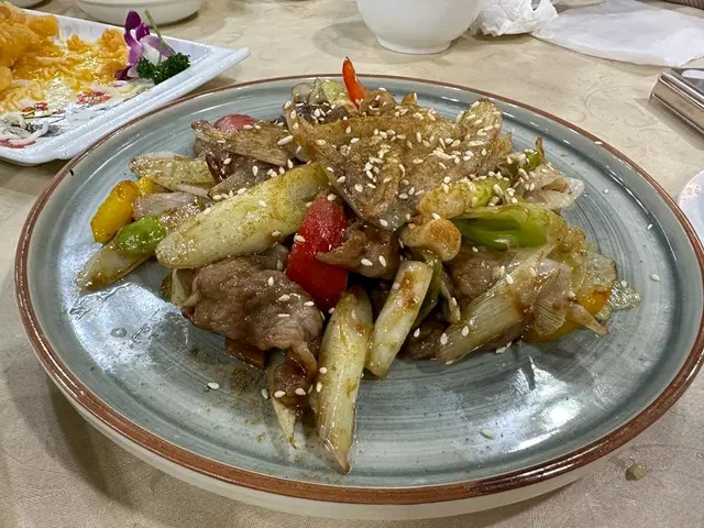 孜然京蔥爆牛肉