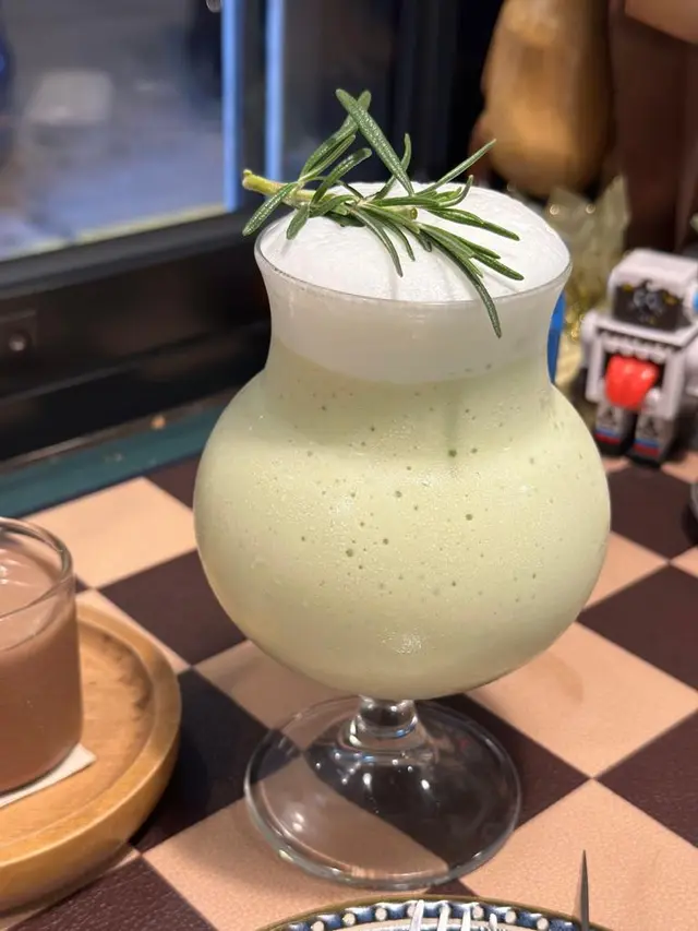💛💛牛油果🥑🍌奶昔 