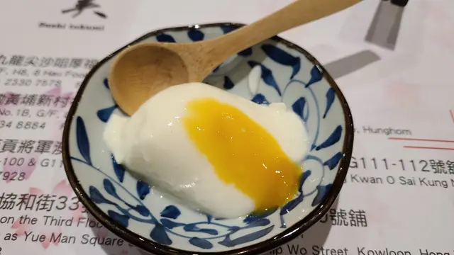 牛乳布丁加芒果醬