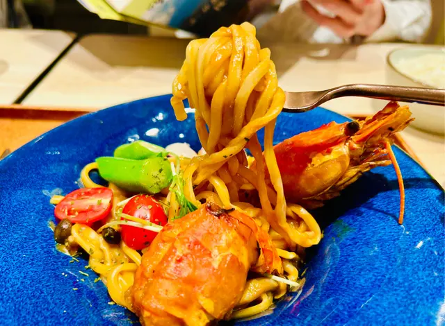 羅氏蝦龍蝦汁手作麵