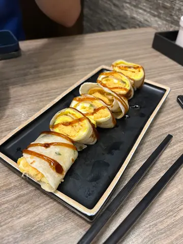 起司肉松蛋饼