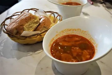 餐汤、餐包