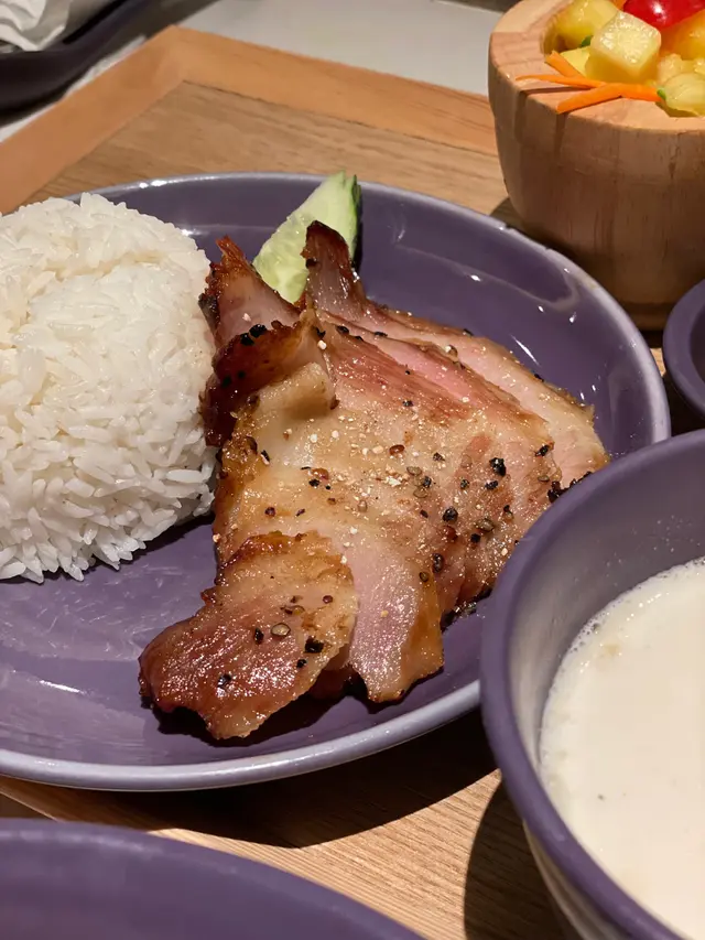 燒豬頸肉配白飯