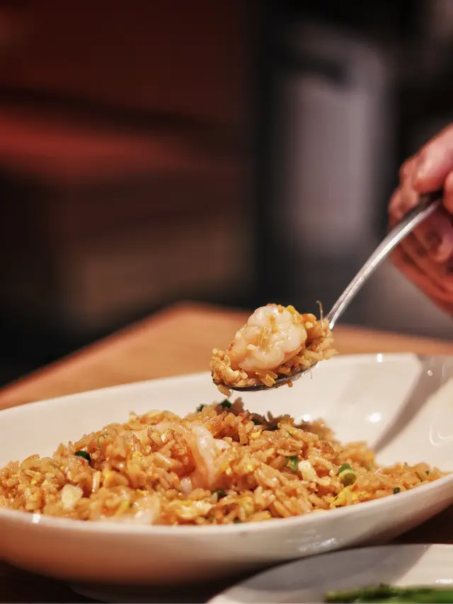 蝦味魚子蝦球炒飯