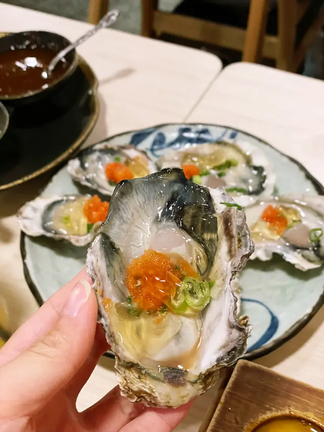 牡蠣刺身伴土佐酢啫喱