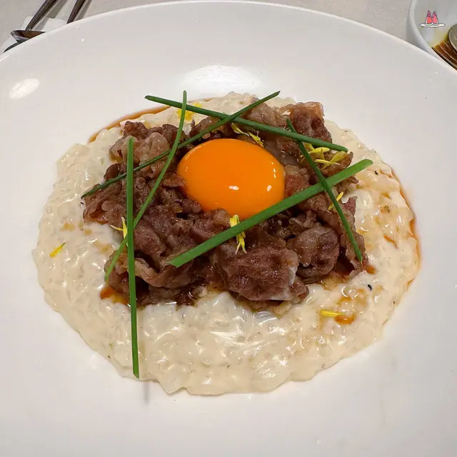 壽喜燒牛肉蛋汁燉飯