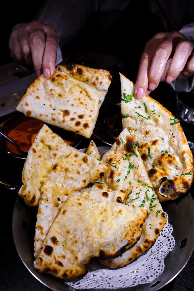 蒜蓉烤餅 / 芝士烤餅