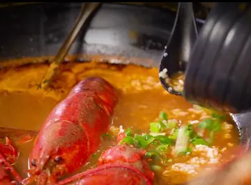 招牌 真•龙皇出巡🦞🦐🍲(限量) 2只巨头虾,海蚬龙虾汤  