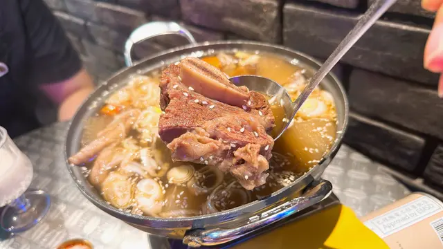 宮廷燉牛肋骨鍋