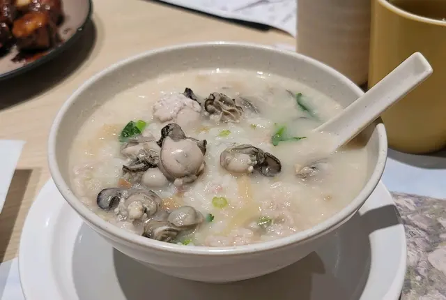 蠔仔肉碎粥