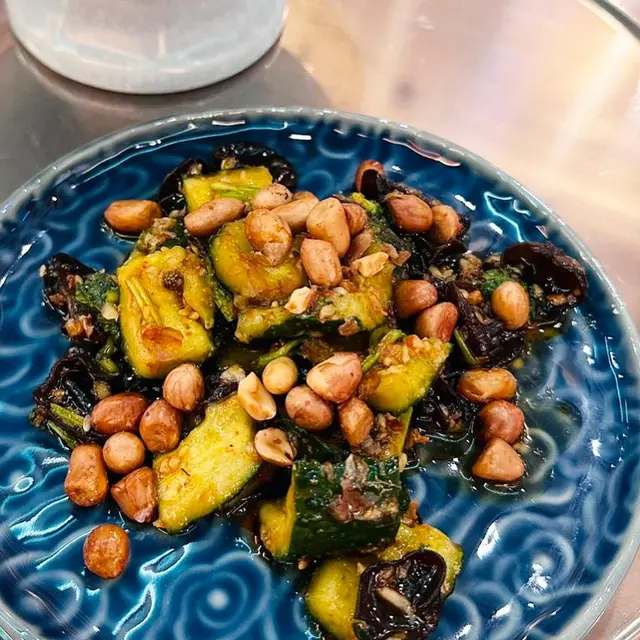 青瓜新鮮爽脆，麻辣唔會太強，作為前菜，惹味又開胃！💓