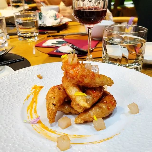 微酸帶甜嘅素蝦非常爽彈，好醒胃