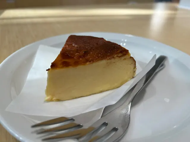 巴斯克芝士蛋糕