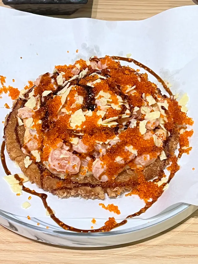 辣味三文魚壽司薄餅