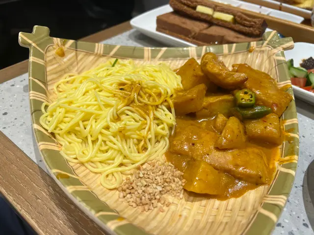 馬來咖哩豬扒撈麵