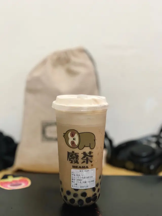 芝士奶蓋伯爵茶🧋(微糖、小冰+$6黑糖珍珠)