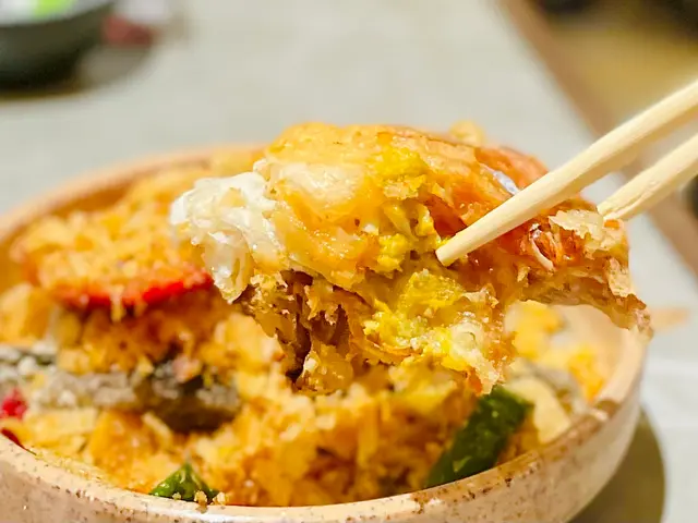 頭都唔細嘅軟殼蟹，🦀經過避風塘炸蒜蓉嘅炮製之後非常酥脆