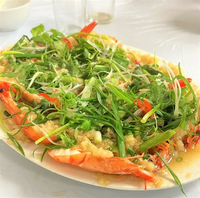 蒜蓉蒸開邊蝦
