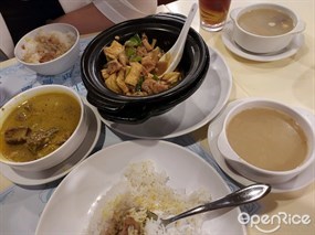 鹹魚雞粒豆腐煲 - 尖沙咀的世華餐廳