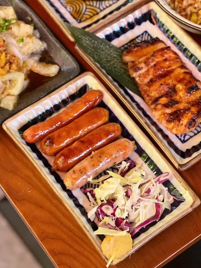 燒日本豚肉腸拼盤