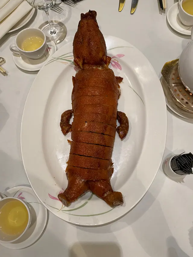 黑松露薏米燒釀乳豬