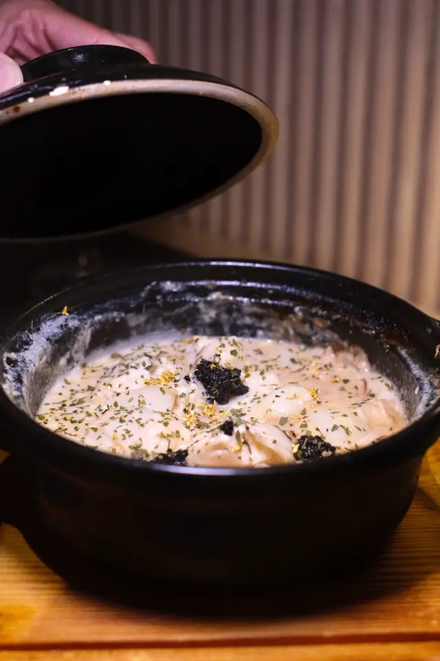 黑松露奶油鮮百合花