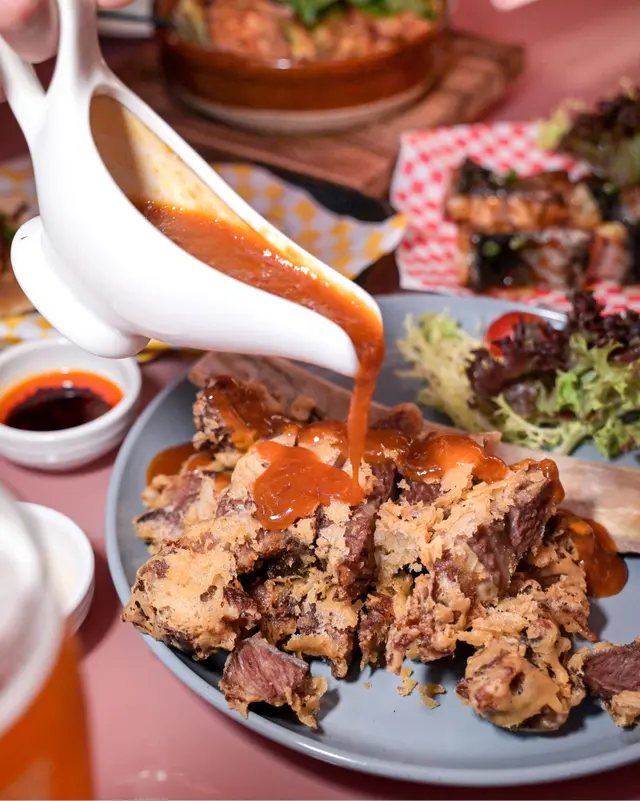 香酥脆皮牛肋骨