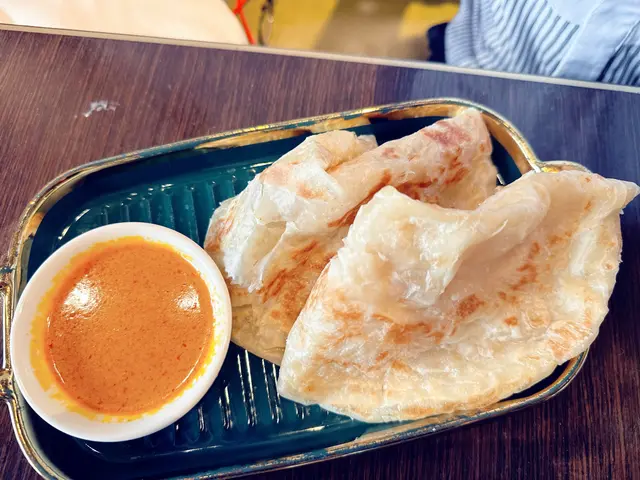 印度手拍酥餅配咖哩