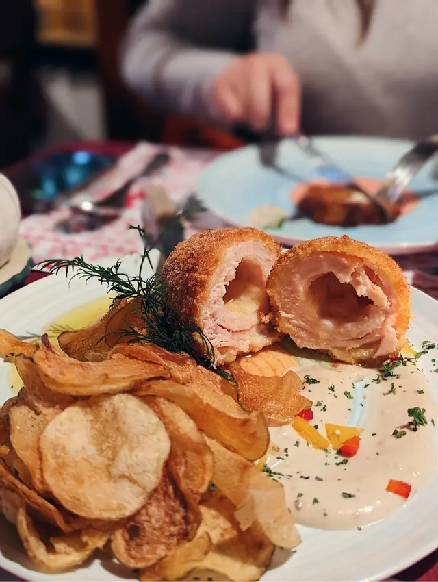 馳名基輔炸雞扒