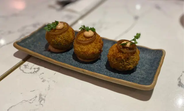Truffle  mushroom     ball