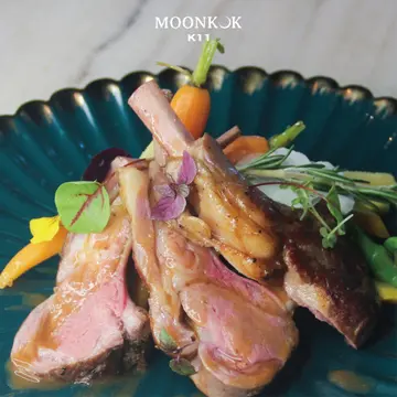 慢煮紐西蘭法式羊架配紅酒汁 Sous Vide New Zealand Rack of Lamp w/ Red Wine Reduction