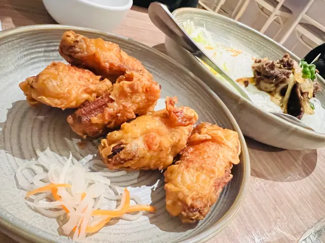牛油雞翼
