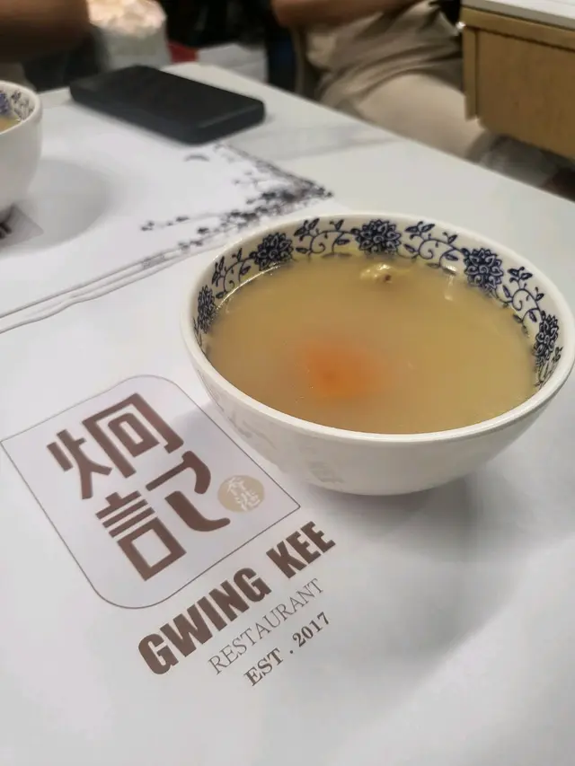 午餐仲會奉上例湯