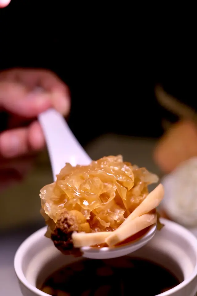 椰汁雪耳無花果燉湯