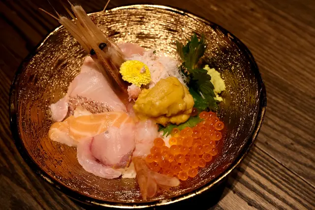 海鮮丼
