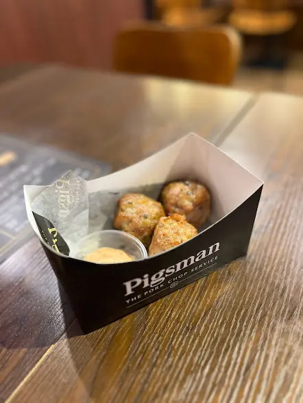 手打豬肉丸配梅子醬