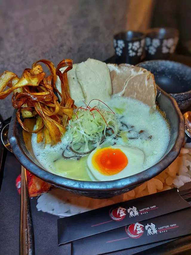 極濃雞白湯拉麵