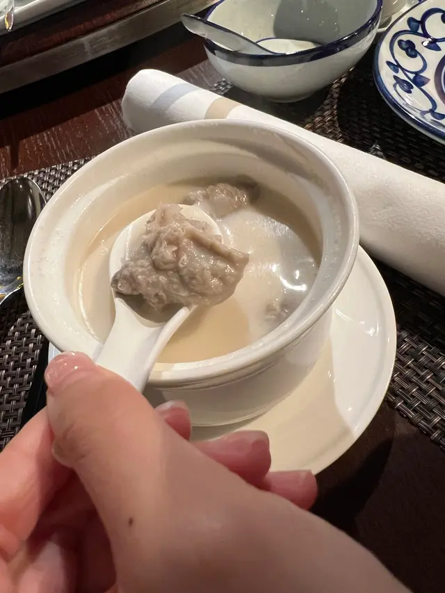 花膠鮮杏汁燉白肺