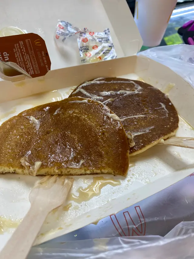 呢間分店啲員工長期發緊夢
