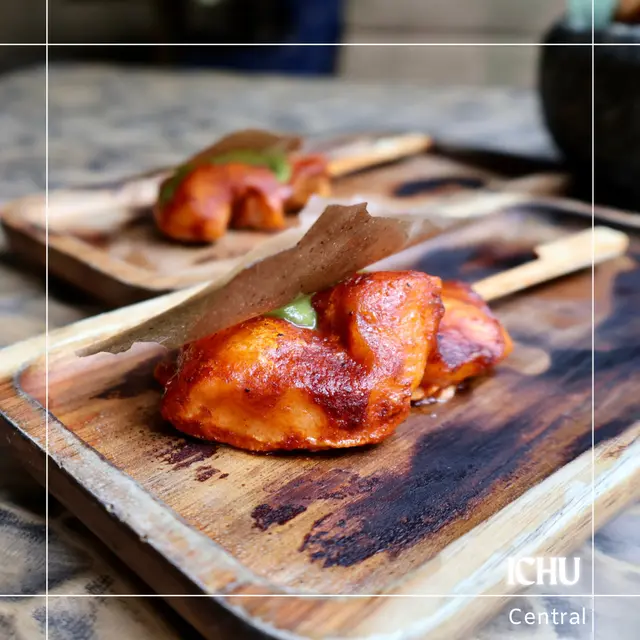 SALMON ANTICUCHO