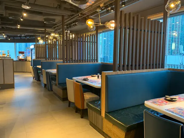 四人卡座好闊落