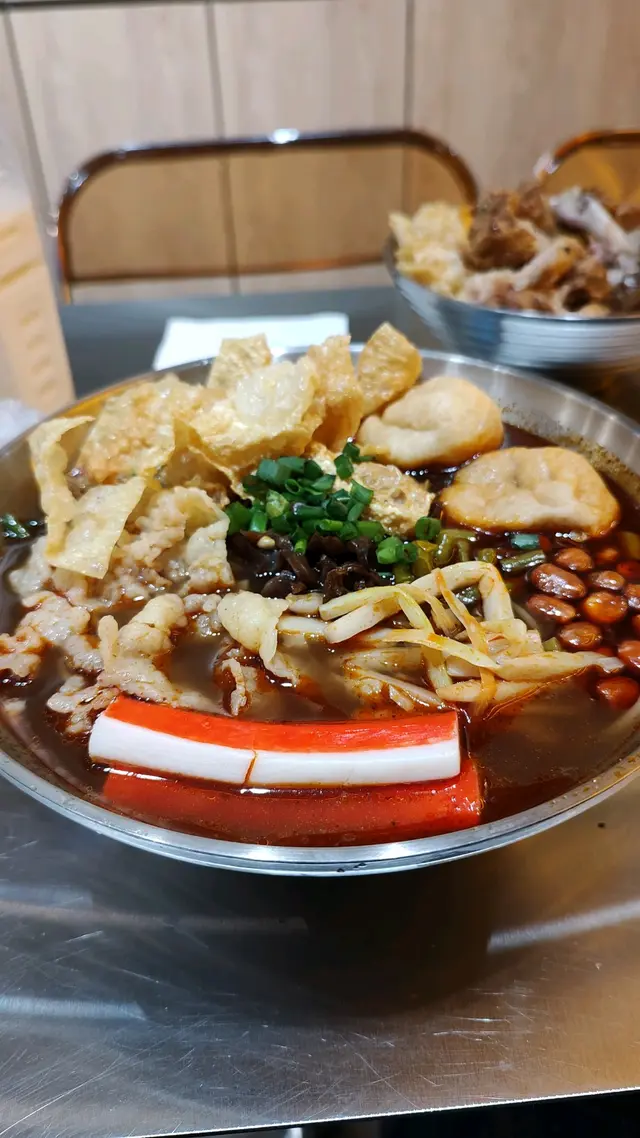 自選配料螺螄粉